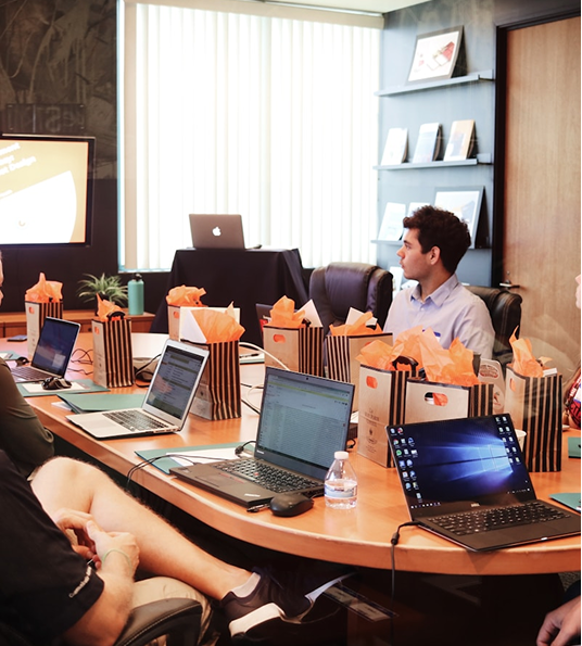 Sesión de formación empresarial y capacitación de equipos de trabajo - Master Class Colombia